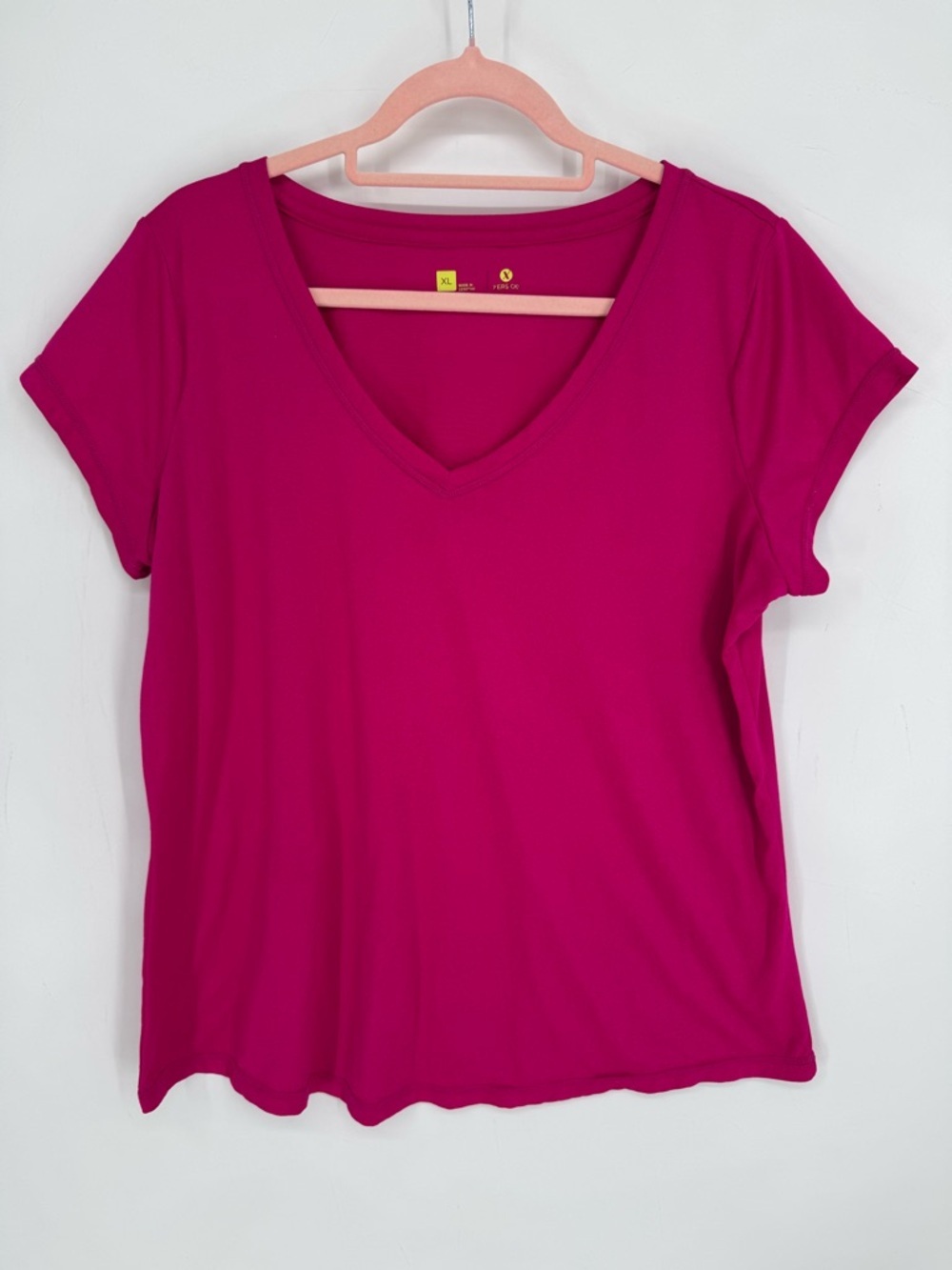 Xersion Women's Fuchsia V-Neck Basic Athletic Workout Tee Size XL
